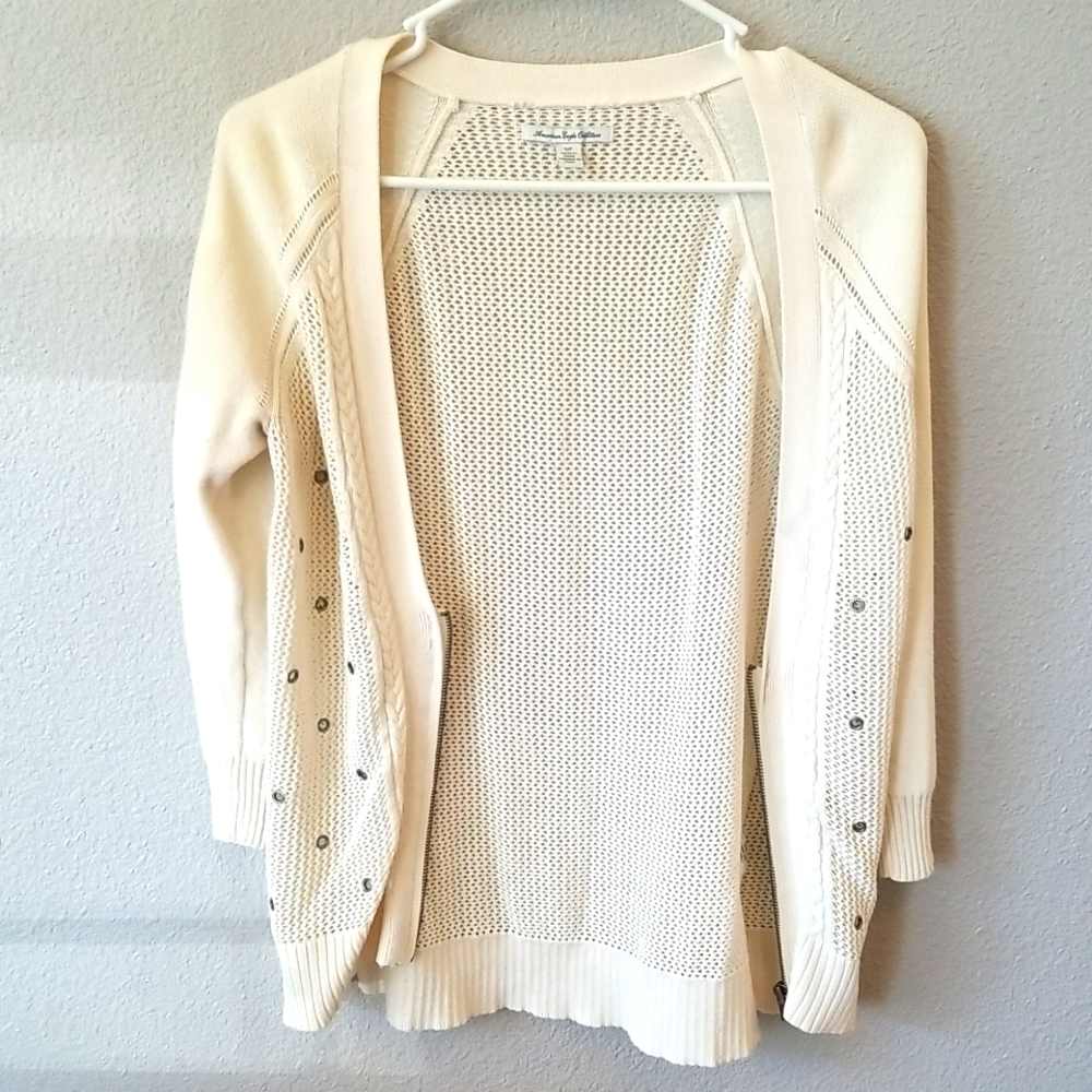 3 for $15 American Eagle Outfitters Cream Cardigan